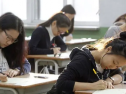 教室内安装手机信号屏蔽器和摄像头 ，学生吐槽上课似坐牢，你怎么看？